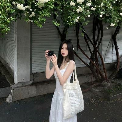 金发奇女